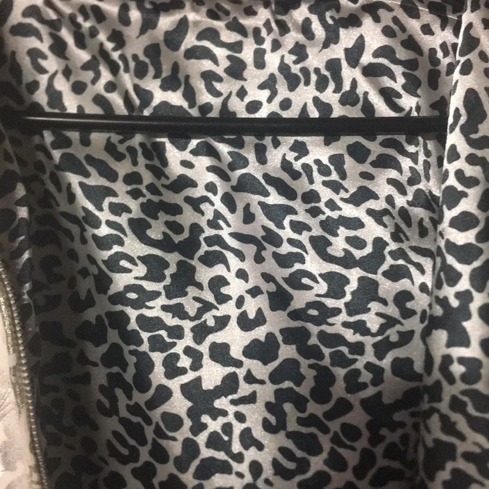 Jacket - Picture 3 of 4